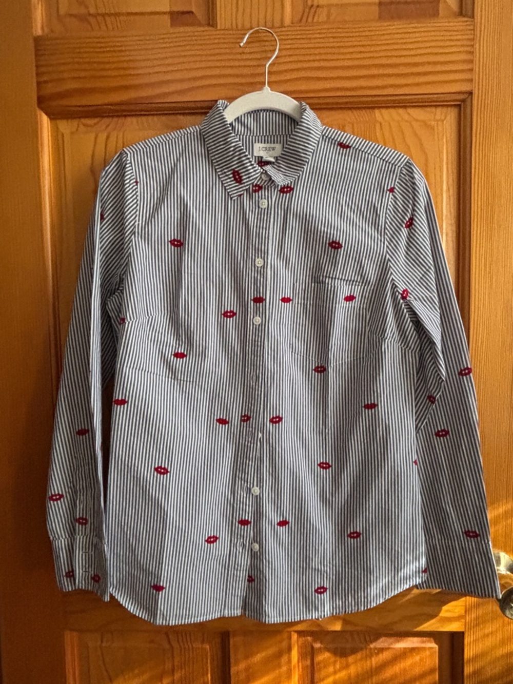NWT Women’s J Crew Factory Button Up Shirt Signature Fit